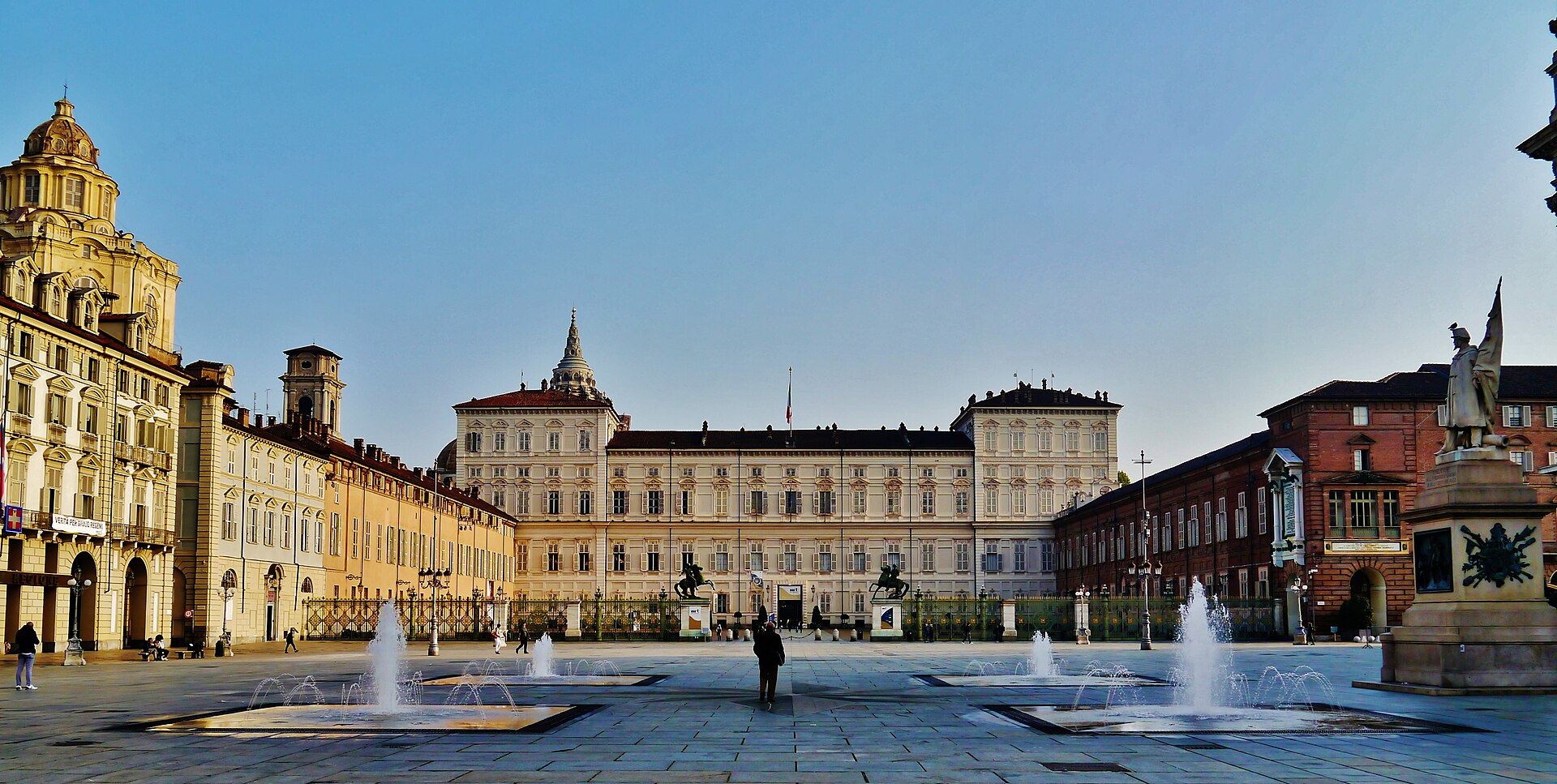 Piazza Castello e Palazzo Madama a Torino